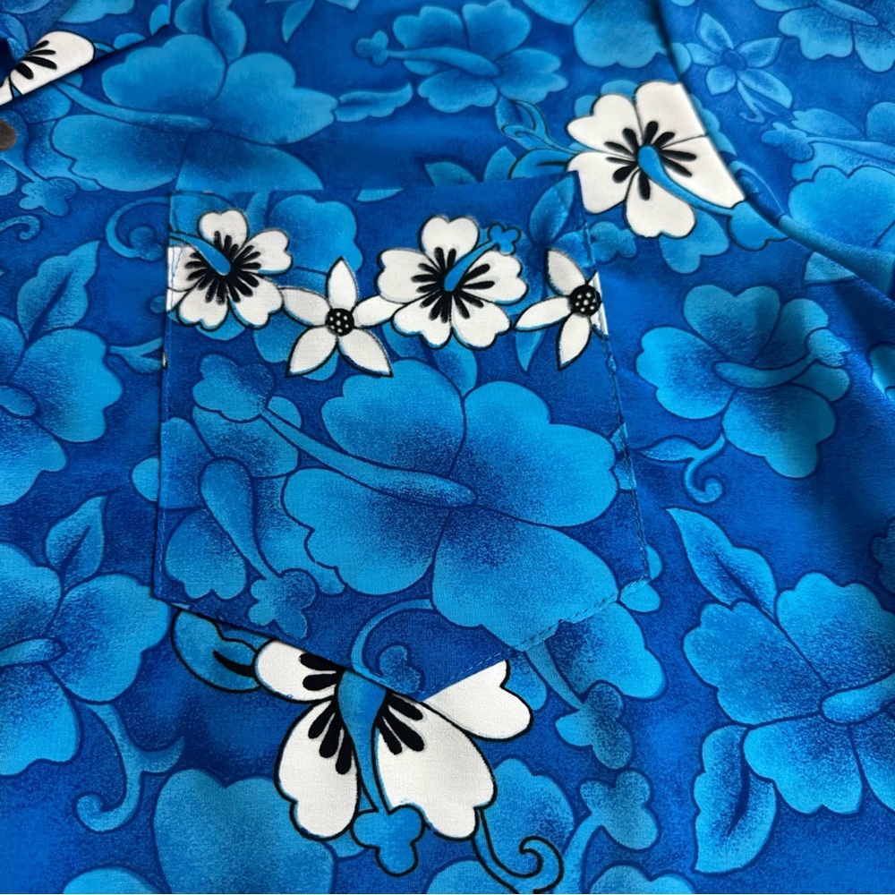 Uluwatu men’s size XL Hawaiian floral , print short sleeve button up shirt - Picture 8 of 8